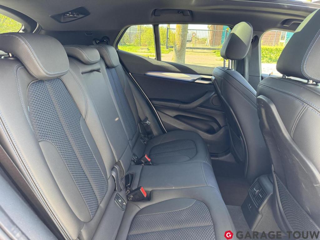 BMW X2 sdrive20i high executive m-sport *pano, hud*