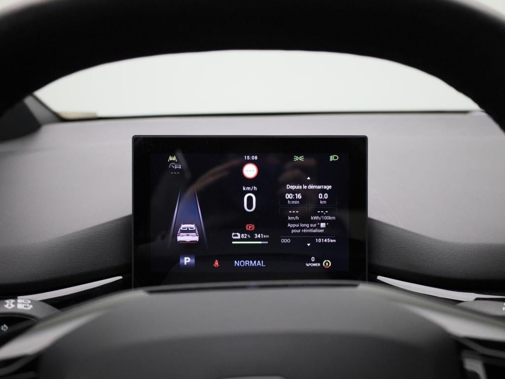 MG Mg4 64 kwh luxury | automaat | navigatie | climate control | apple carpl