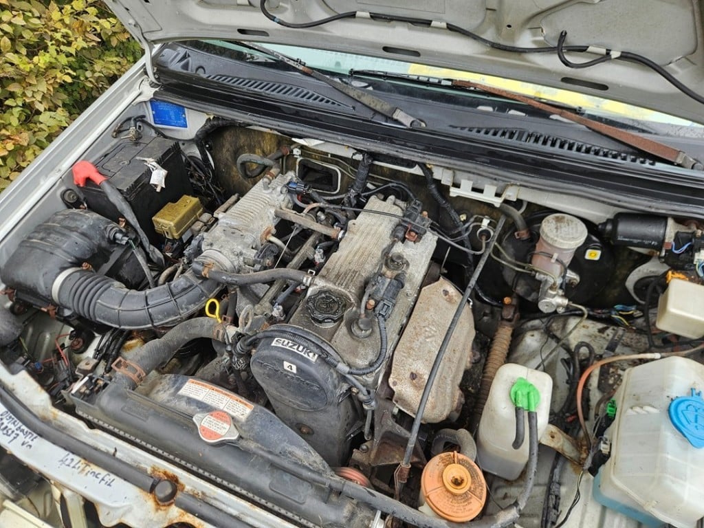 Suzuki Jimny 1.3i 4x4 ----export----