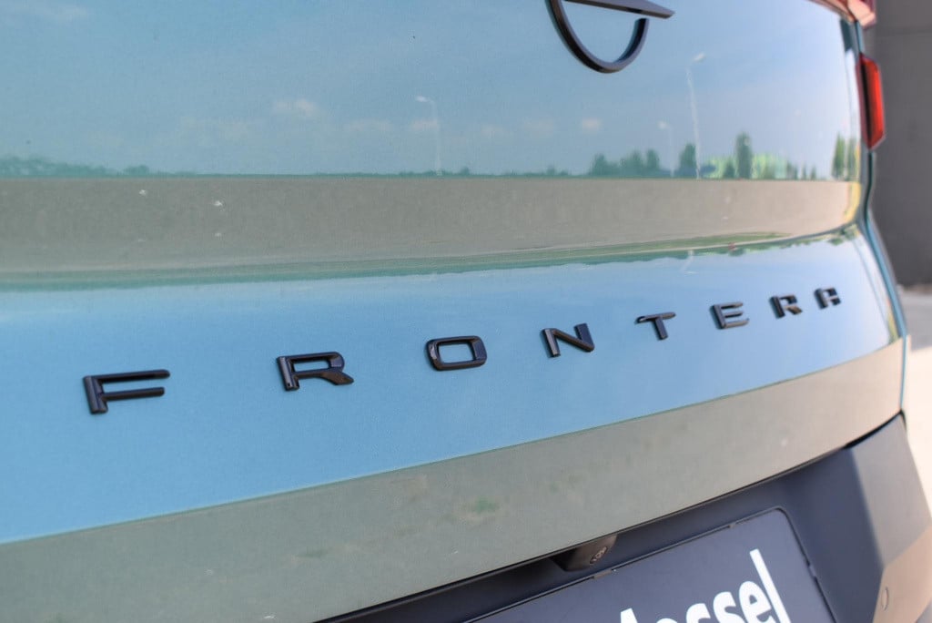 Opel Frontera 1.2 turbo hybrid edition || € 1750,- van mossel voorraadvoord