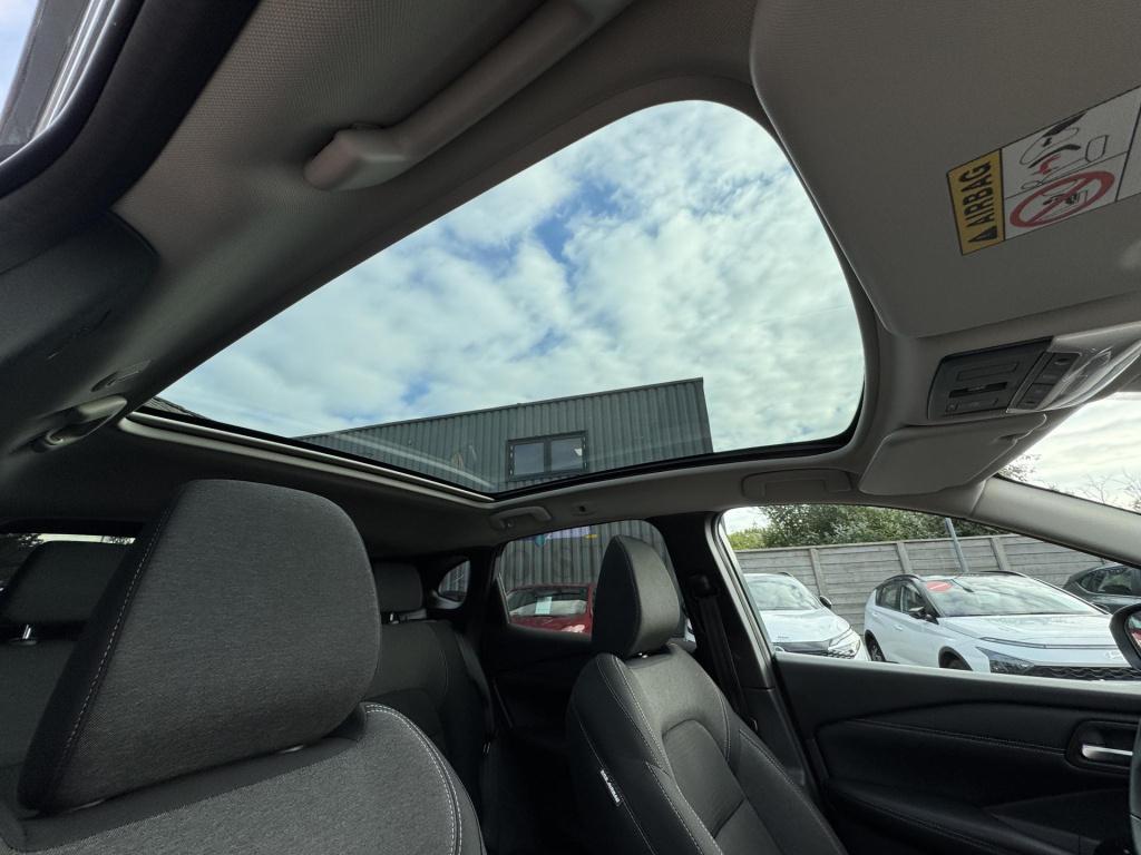 Nissan Qashqai 1.3 mhev n-connecta