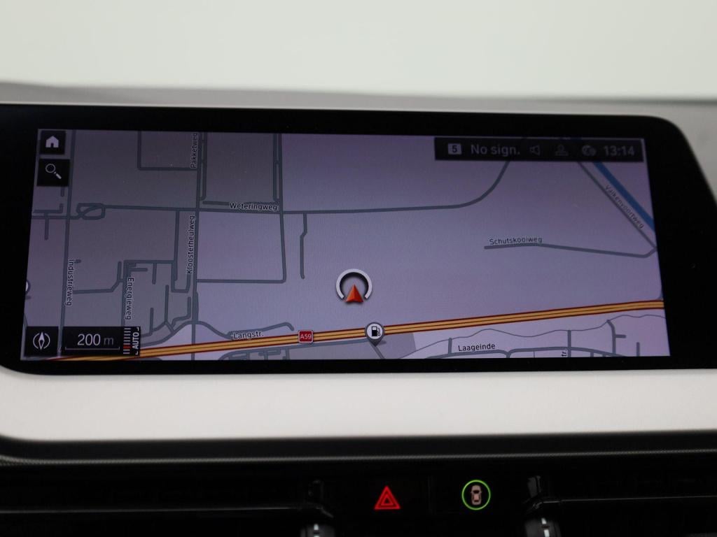 BMW 1 Serie 118i business edition | automaat | apple carplay / android auto
