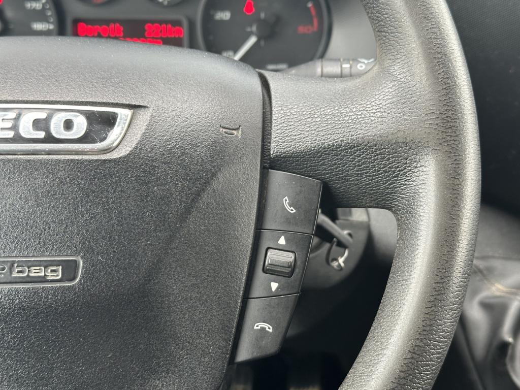 Iveco Daily 35c18v 3.0 180pk 352 h2 l | trekhaak 3.5t | airco | cruisec.