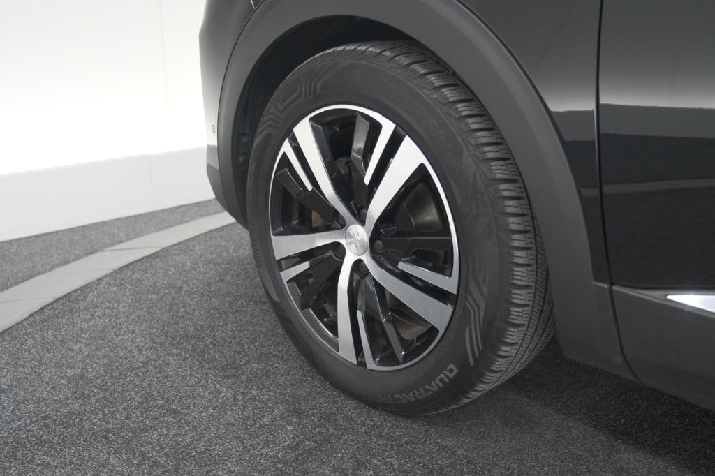 Peugeot 3008 1.6 puretech 180 gt | panoramadak | adaptieve cruise control |