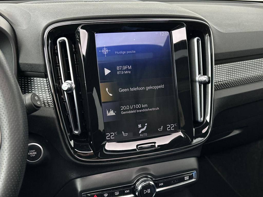 Volvo XC40 t5 262pk recharge r-design| pano| 360camera| adap.cruise| trekha