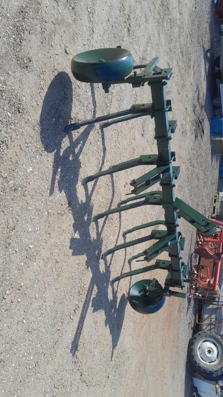 Cultivator