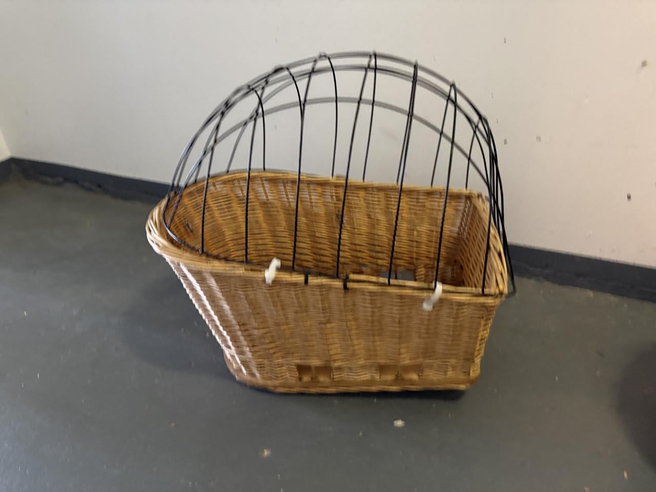 Te koop honden Fietsmandjes