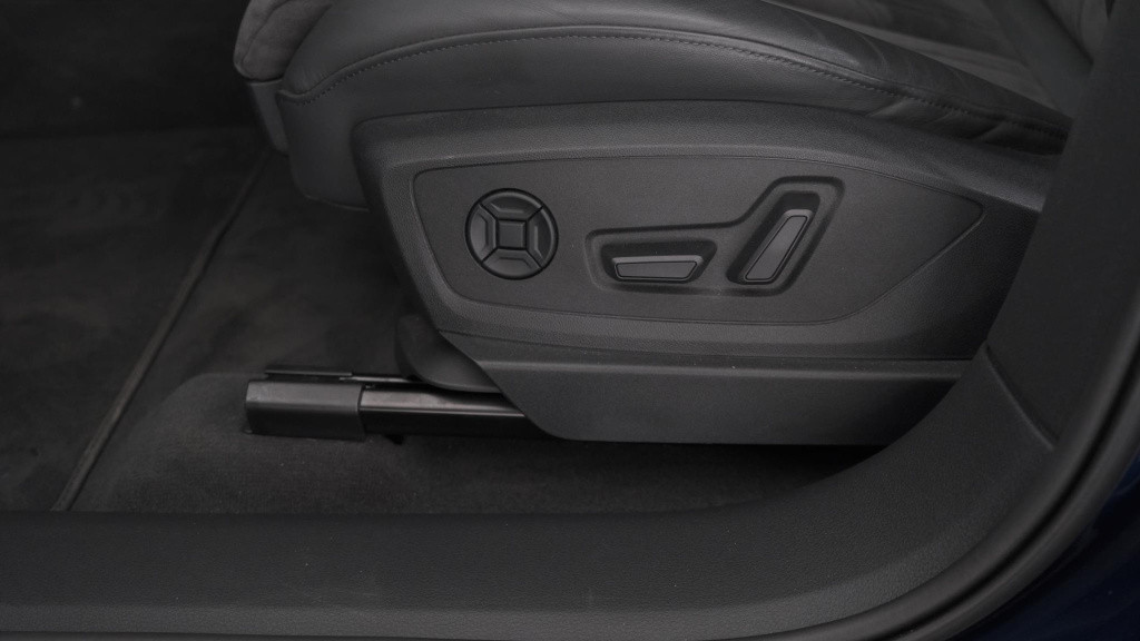 Audi E-tron sportback 55 quattro s edition 95 kwh 408 pk| head-up display |