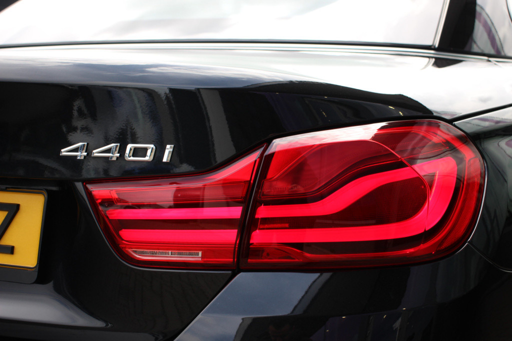 BMW 4 Serie cabrio 440i high executive | m-sport | 327pk | 360° camera | 19