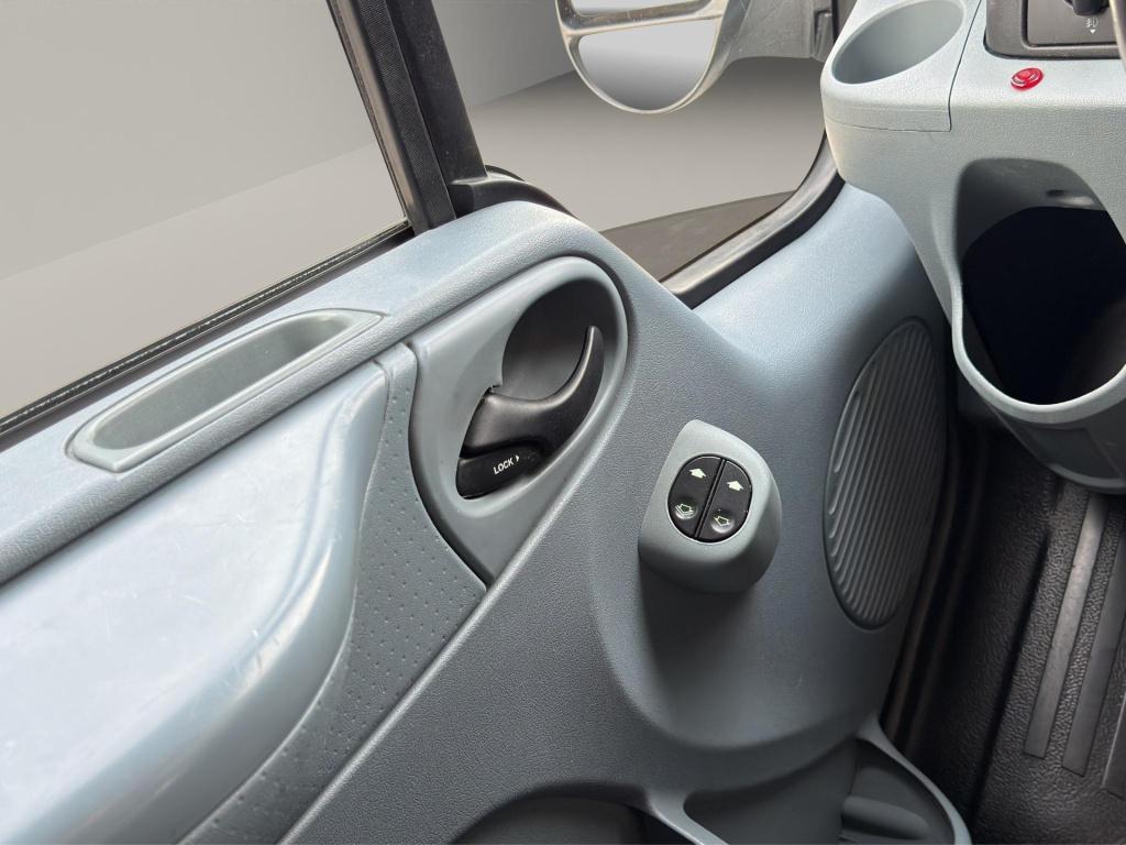 Ford Transit kombi 300s 2.2 tdci 9 persoons airco betto €5950