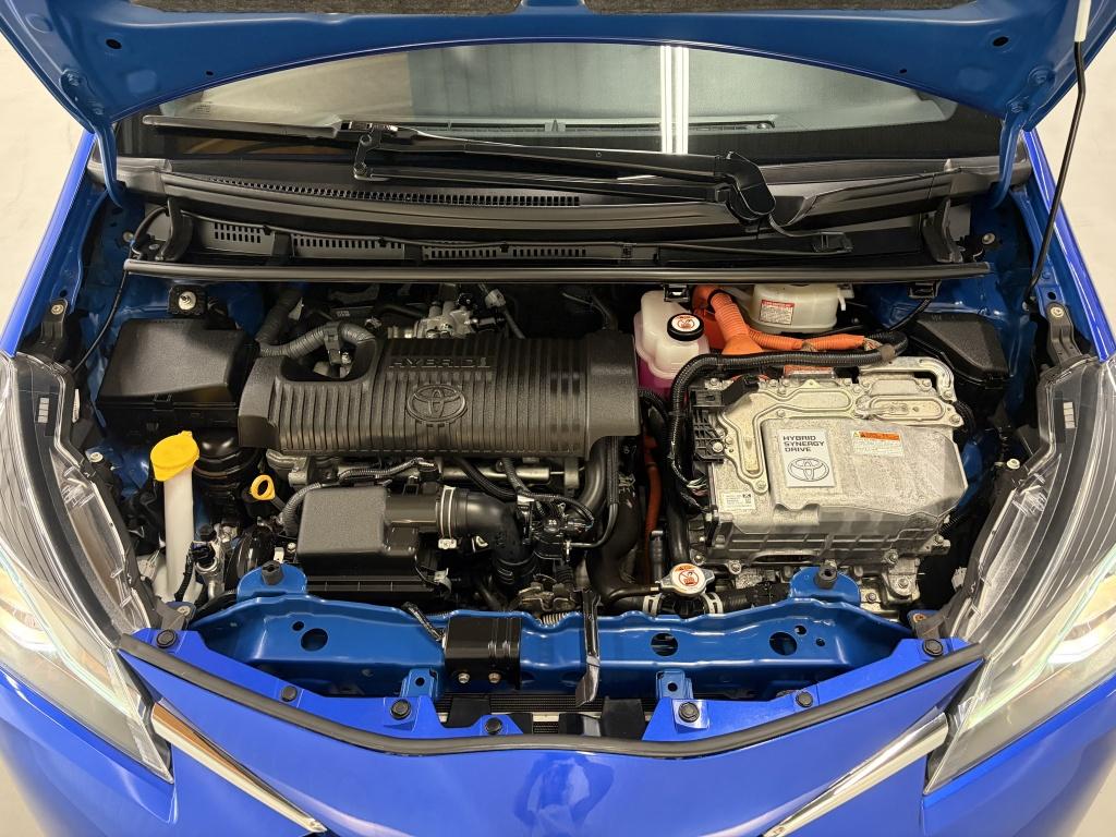 Toyota Yaris 1.5 hybrid executive