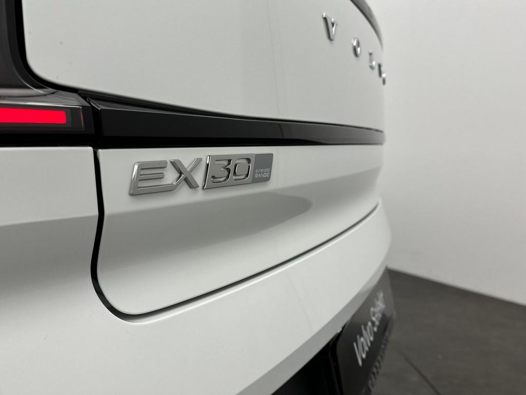 Volvo Ex30 p5 extended range plus europa | 272 pk |