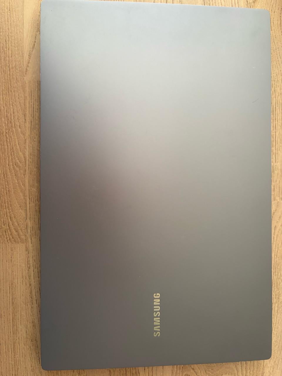Samsung Galaxy book4 donker grijs, 15 inch, Intel Core i5