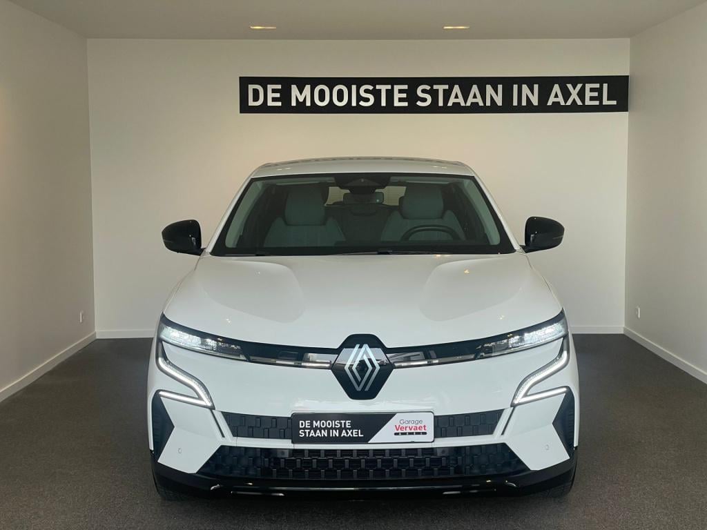 Renault Megane E-tech ev40 boost charge equilibre