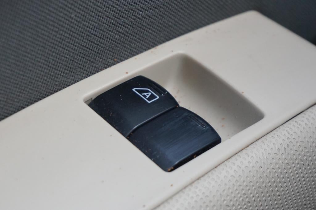 Nissan Micra 1.2 connect edition airco / navi / elektr. ramen / bluetooth /