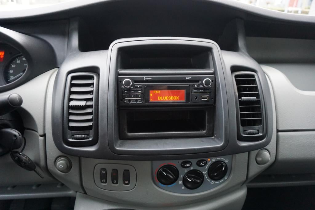 Opel Vivaro 2.0 cdti l2h1 airco / cruise / leder / elektr. ramen / trekhaak