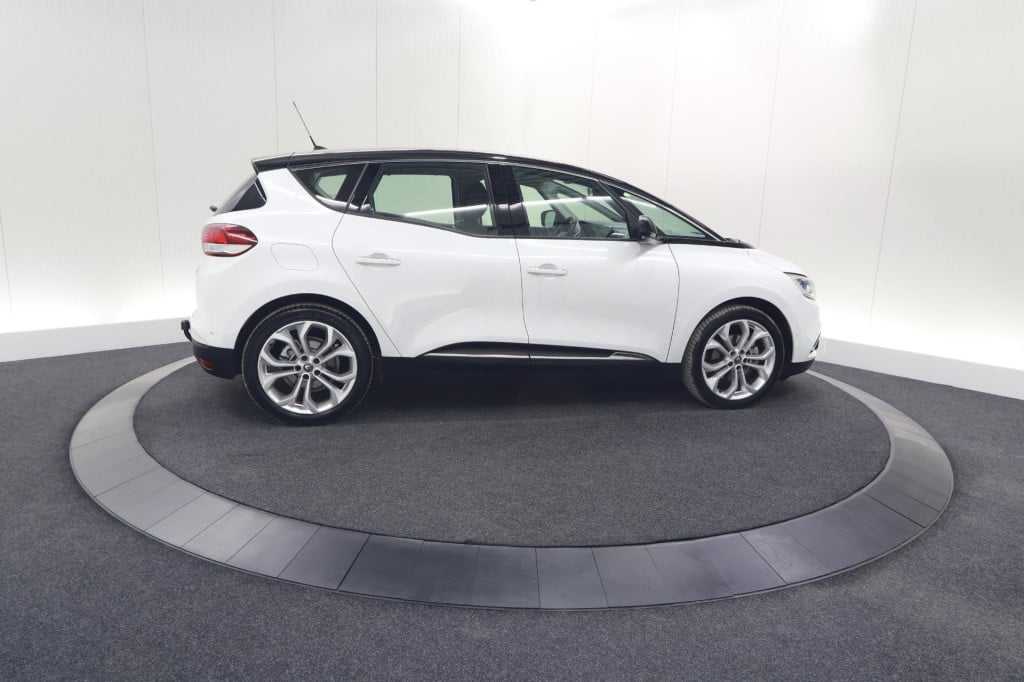 Renault Scenic tce 140 intens | trekhaak | camera | dodehoekdetectie | navi
