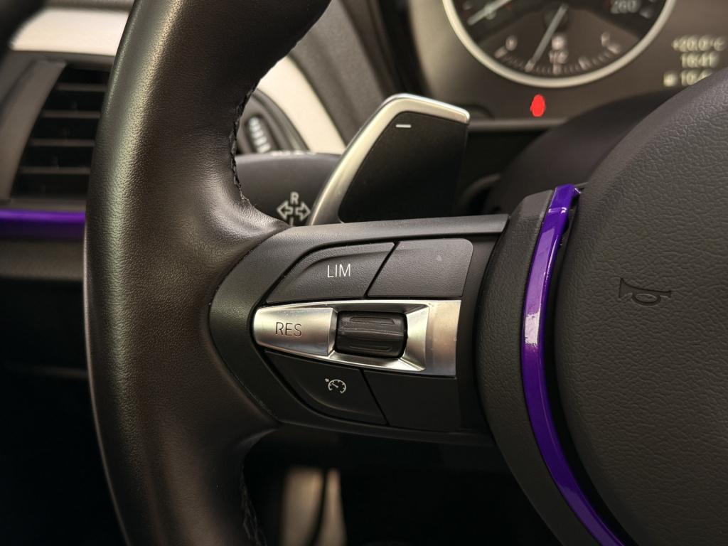 BMW 1 Serie m135i m-performance | schuifdak| navi | cruise | performance ui