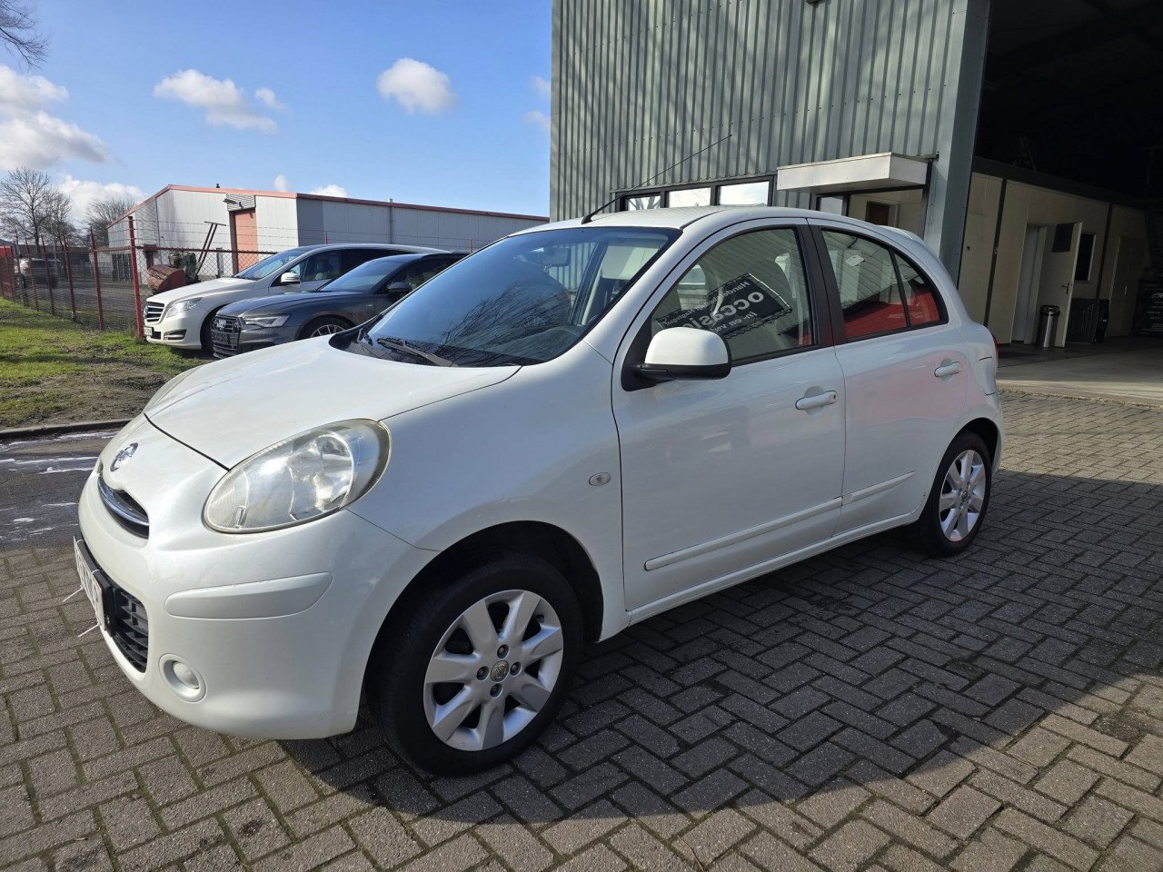 Nissan micra 1.2 Acenta  Bouwjaar 2012