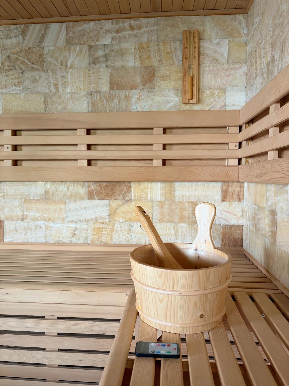 Prachtige ruime sauna!