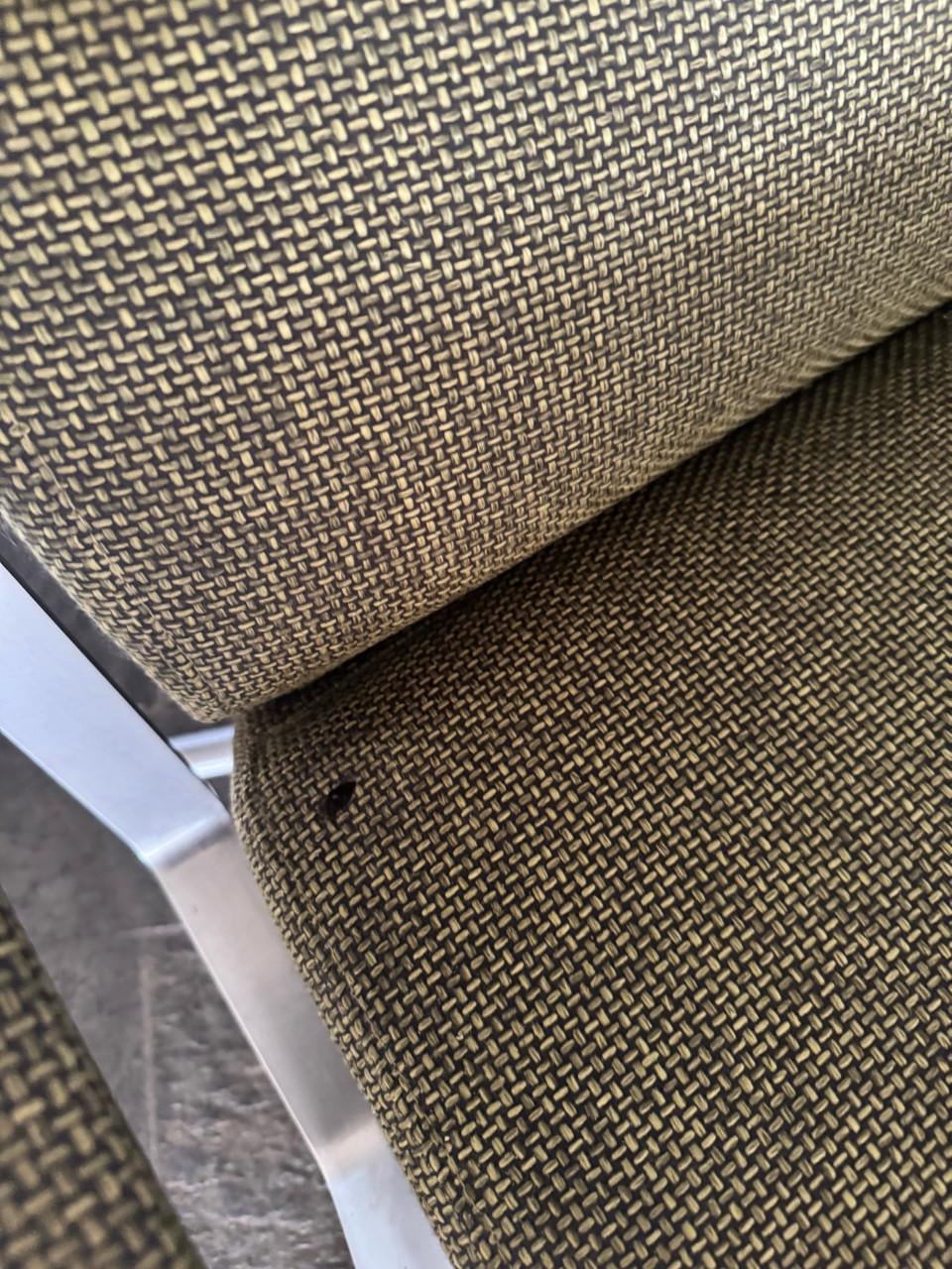Groene stoel / relaxfauteuil €150,-