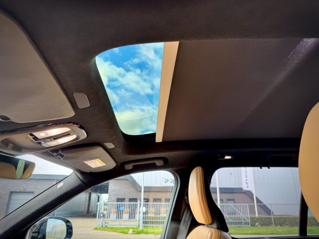 Volvo XC90 2.0 t8 recharge awd ultra dark 22" leder luchtvering massage