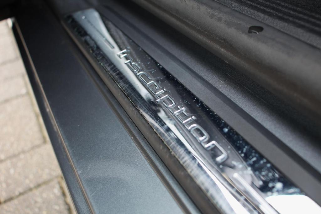 Volvo V40 1.5 t2 inscription aut. - leder - full led - navi - citycafety - 