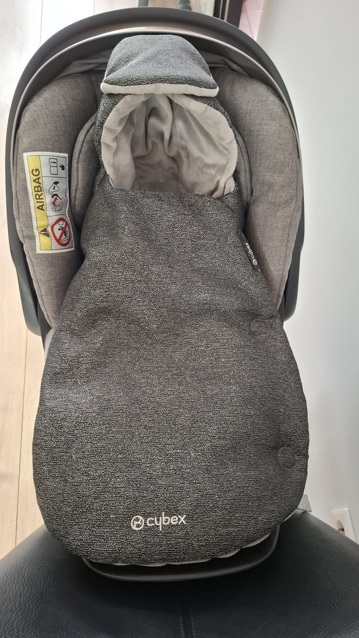 Cybex Cloud Z + Platinum Z voetenzak + Base Z + Adapters