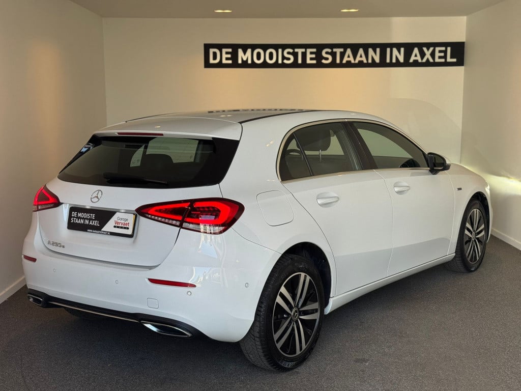 Mercedes-Benz A-Klasse 250 e business solution luxury limited
