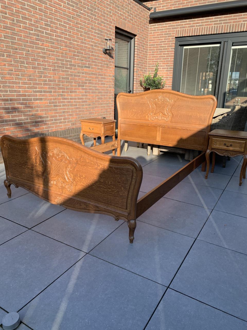 ✨Schitterend Sfeervol Antiek Brocante Tweepersoonsbed met Nachtkastjes ✨