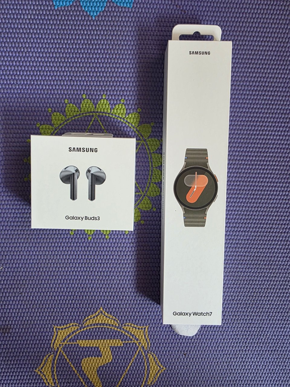 Samsung smartwatch 7 green +nieuwe samsung galaxy 3 buds draadloze oortjes