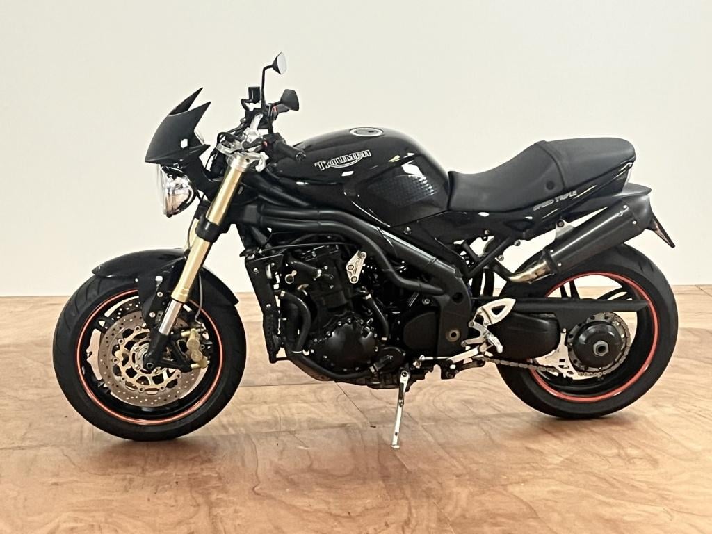 Triumph Speed Triple sport