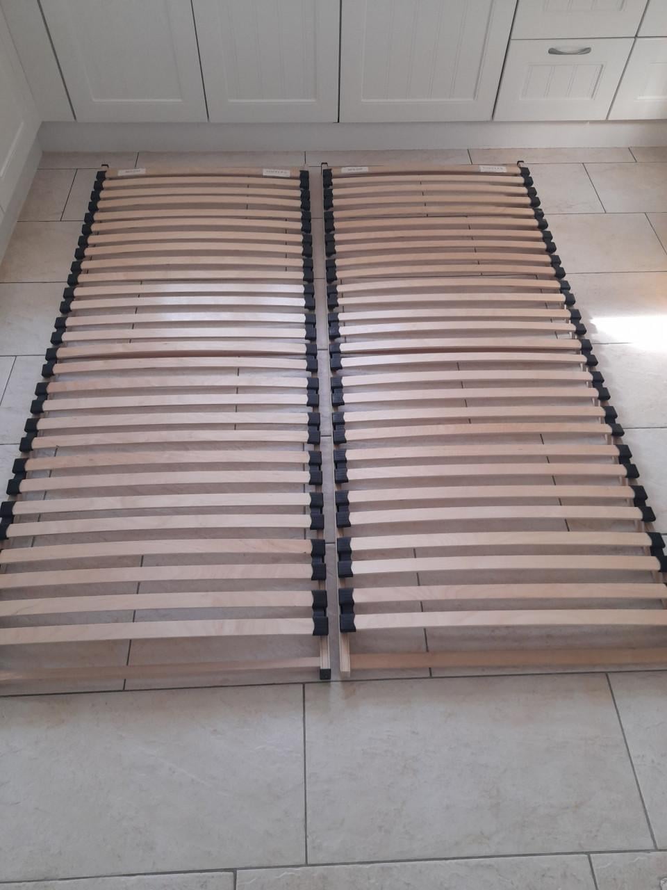 2 x 80 x 200 Lattenbodem (in goede nette staat )