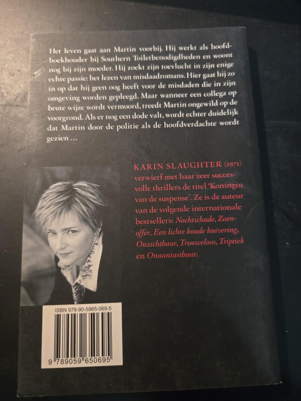 Teraire thriller Onbegrepen van auteur Karin Slaughter,