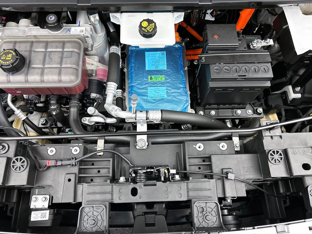 Leapmotor B03x promax design 53 kwh voorraad | tundra grey | 382 km wltp | 