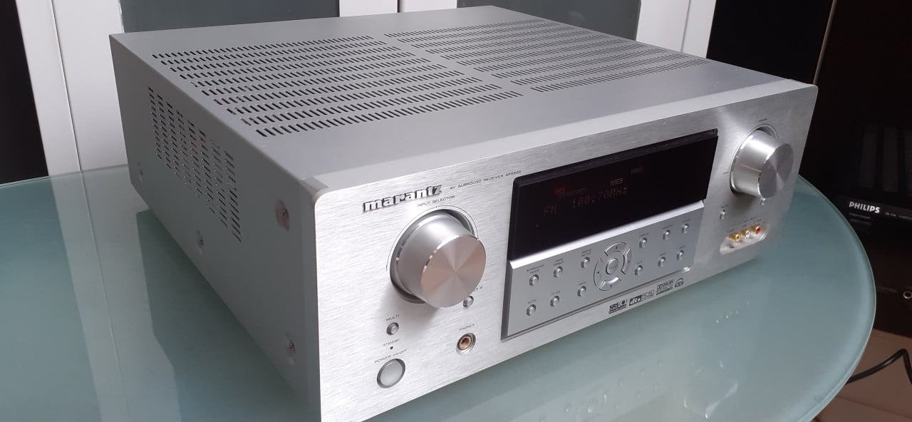 MARANTZ SR-5500 reciever met afstandbediening in nieuw staat