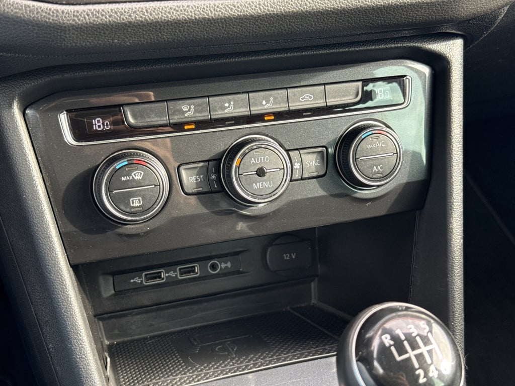 Volkswagen Tiguan 1.4 tsi act comfortline business | nl- auto | acc | clima