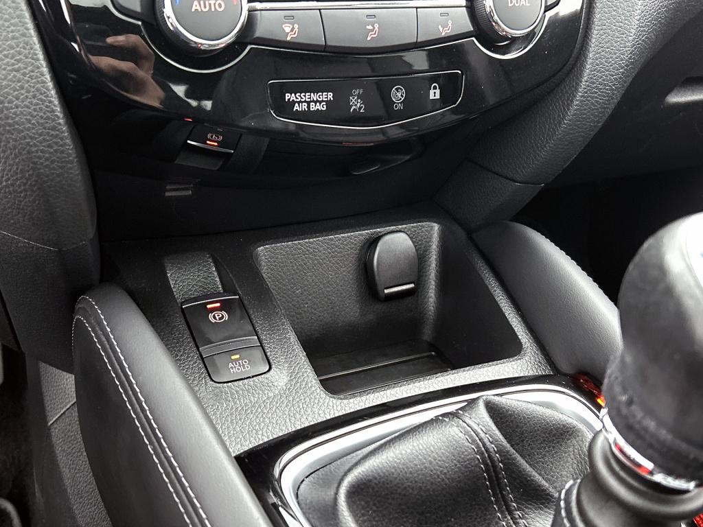 Nissan Qashqai 1.3 dig-t tekna +