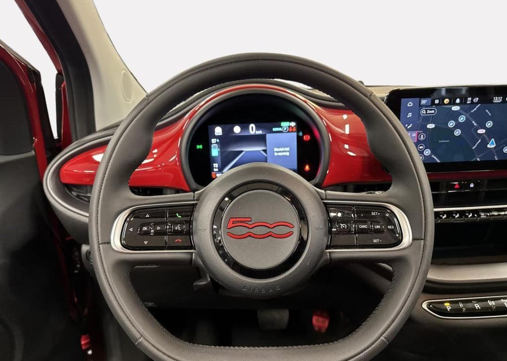 Fiat 500e cabrio red 24 kwh