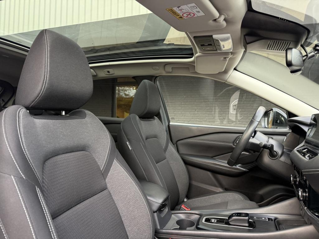 Nissan Qashqai 1.5 epower n-connecta // black editie //