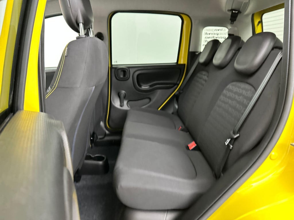 Fiat Panda 1.0 hybrid pandina | parkeersensoren | apple carplay & android a