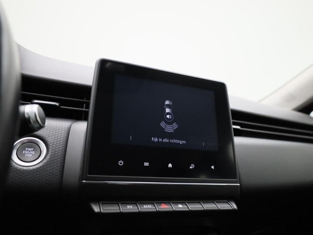 Renault Clio 1.6 e-tech hybrid 140 zen | automaat | parkeer sensoren | navi