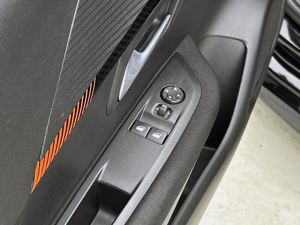 Peugeot 208 100 pk active pack | rijklaar