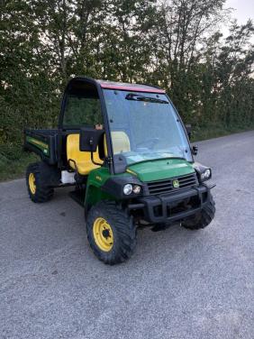 John Deere 855D Gator