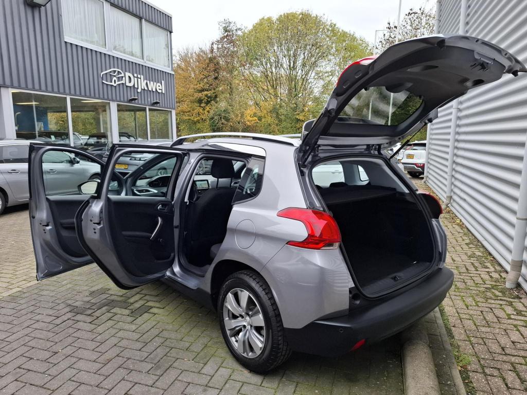 Peugeot 2008 suv 1.2 active pack premium pano/nav/lmv