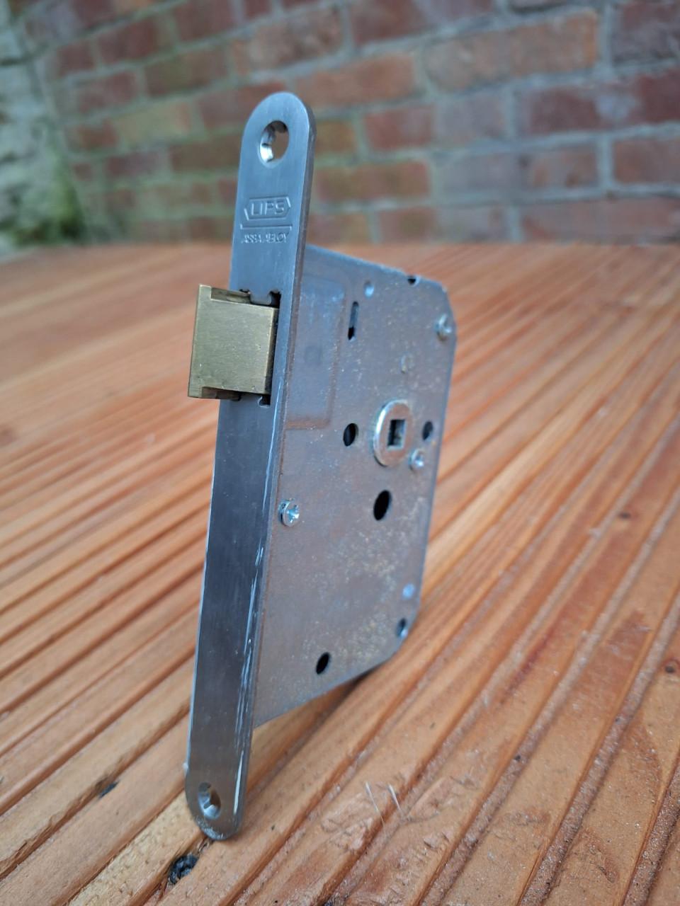 Loopslot - LIPS ASSA ABLOY