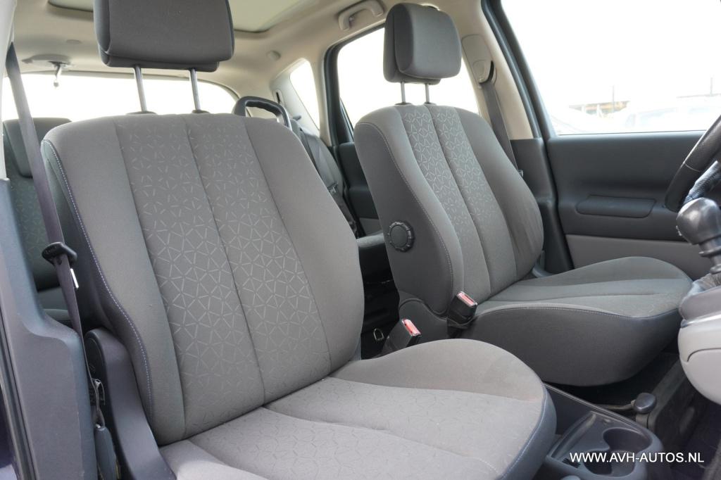 Renault Scenic 1.6-16v business line
