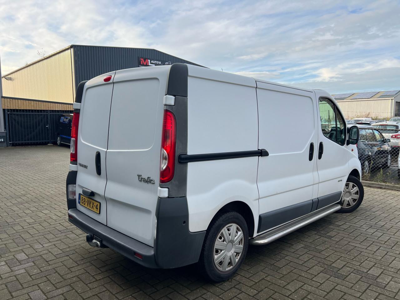 Renault Trafic 2.0dCi T27 L1H1 ZEER NETTE BUS