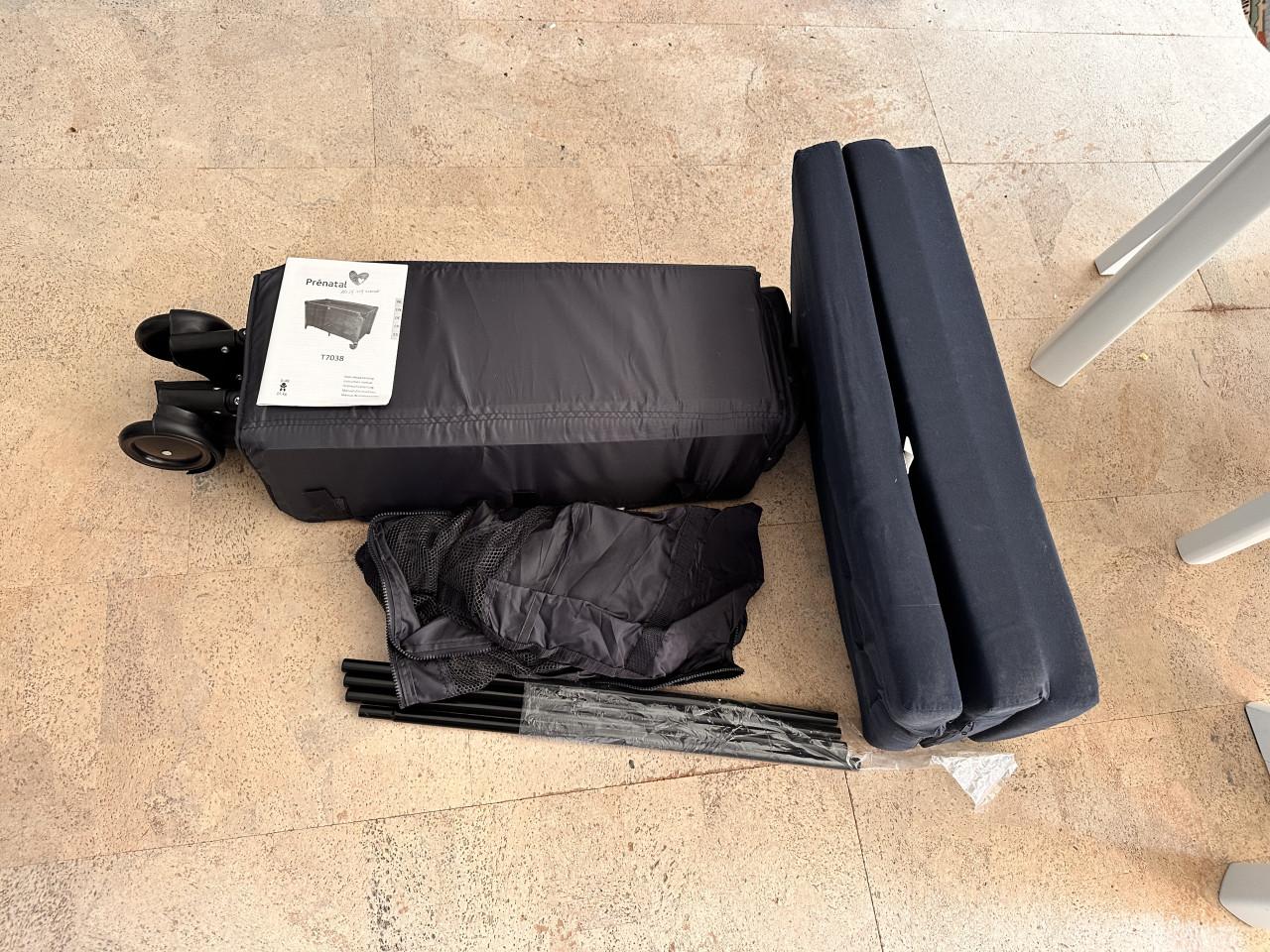 Te koop: camping/logeer bed/box