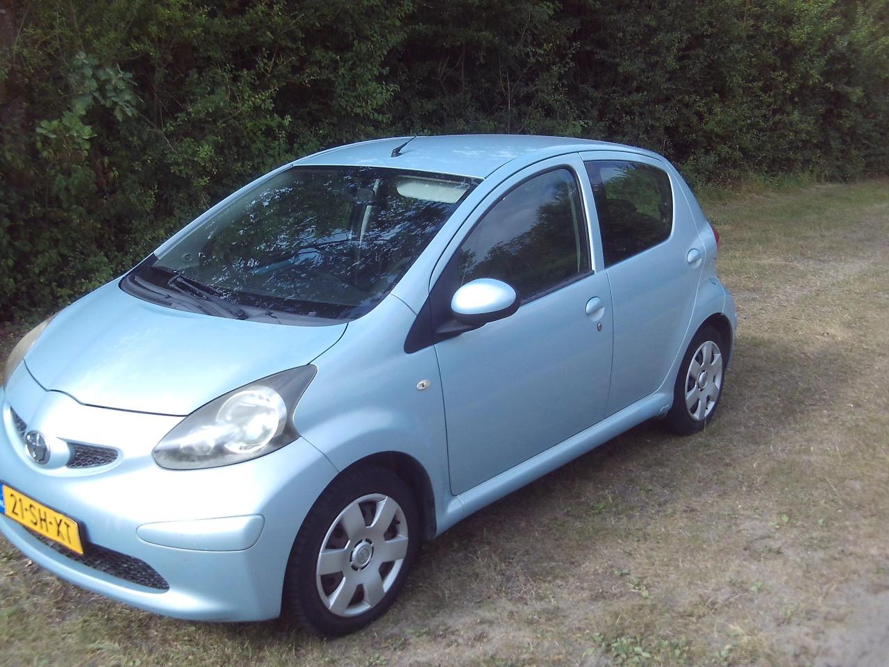 Toyota Aygo 213800 km bj 2006 ,apk 05-2027,airco , 4 deurs